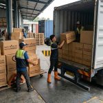 Pengiriman Tekstil Skala Besar Pabrik Batik Solo ke Berbagai Provinsi